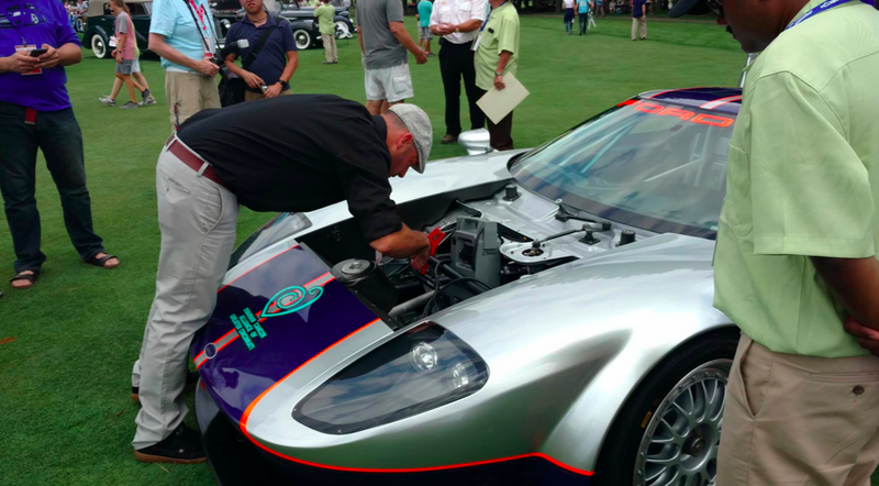 Illustration for article titled Turn Your Speakers Way Up And Let This Ford GT Race Car Put You On Blast